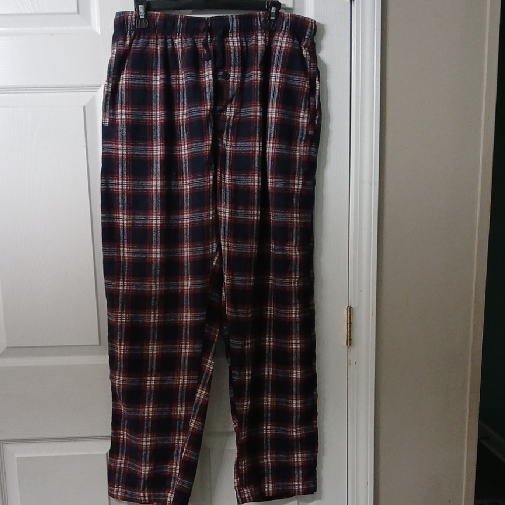 Bluenotes Men's Plaid red and blue  Lounge Pajama Pants  Sz L NWOT